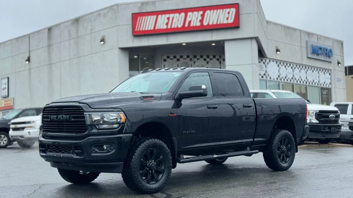 2019 RAM 2500 BIG HORN 4x4 Crew Cab 6'4" Box 6.7L CUMMINS TURBO DIESEL