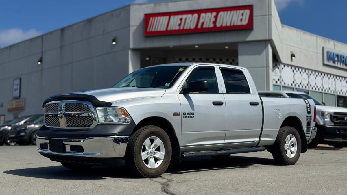 2017 Ram 1500 ST 5.7L V8 4WD Crew Cab 149"