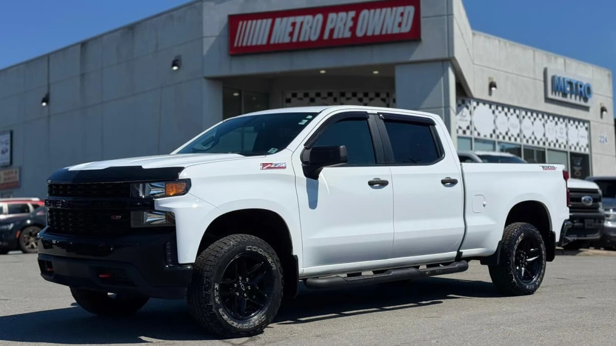 2020 Chevrolet Silverado 1500 Custom Trail Boss CR 4WD V8 Crew Cab 157"