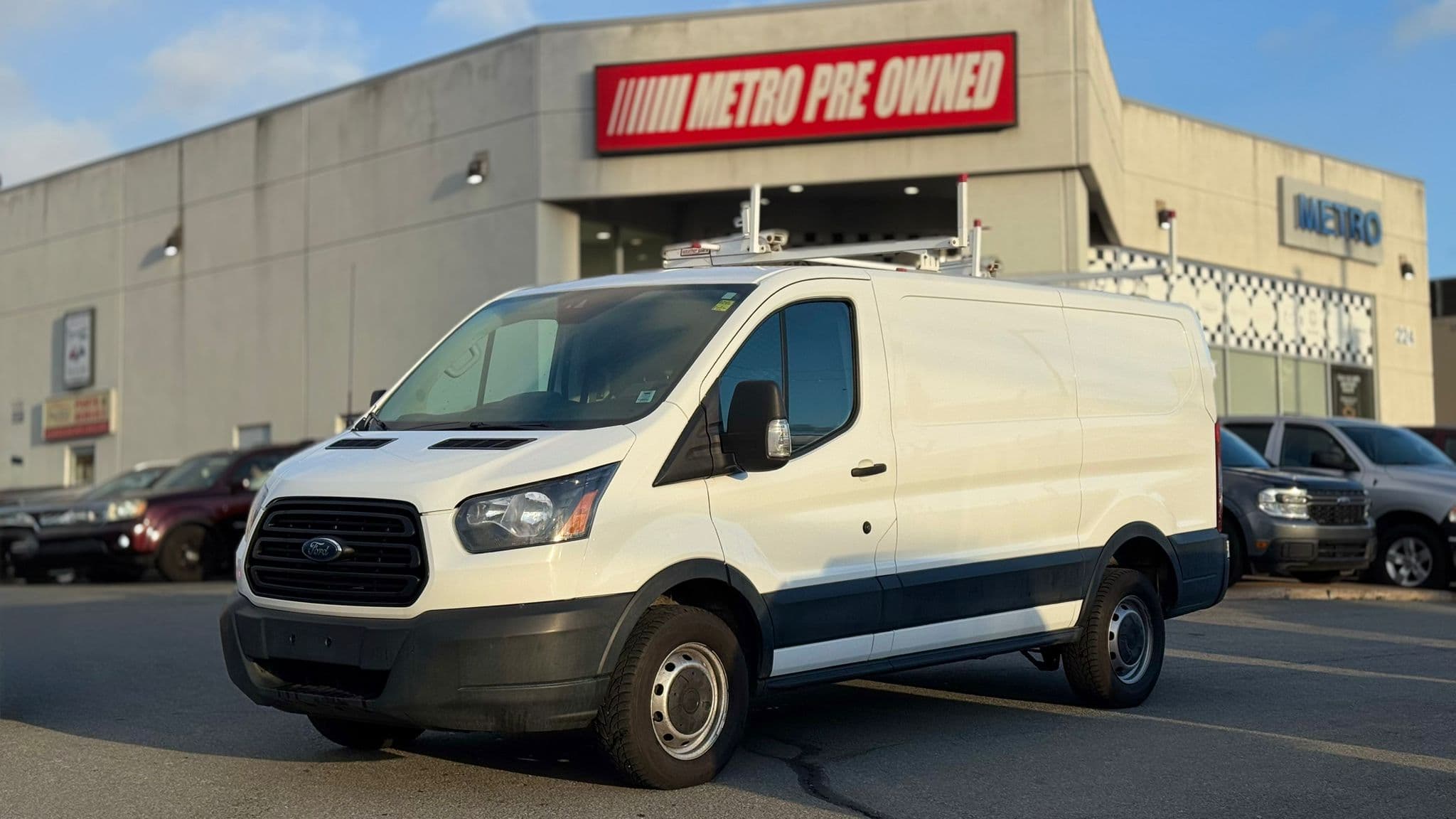 2019 Ford Transit Van T-250 130" Low RF 90