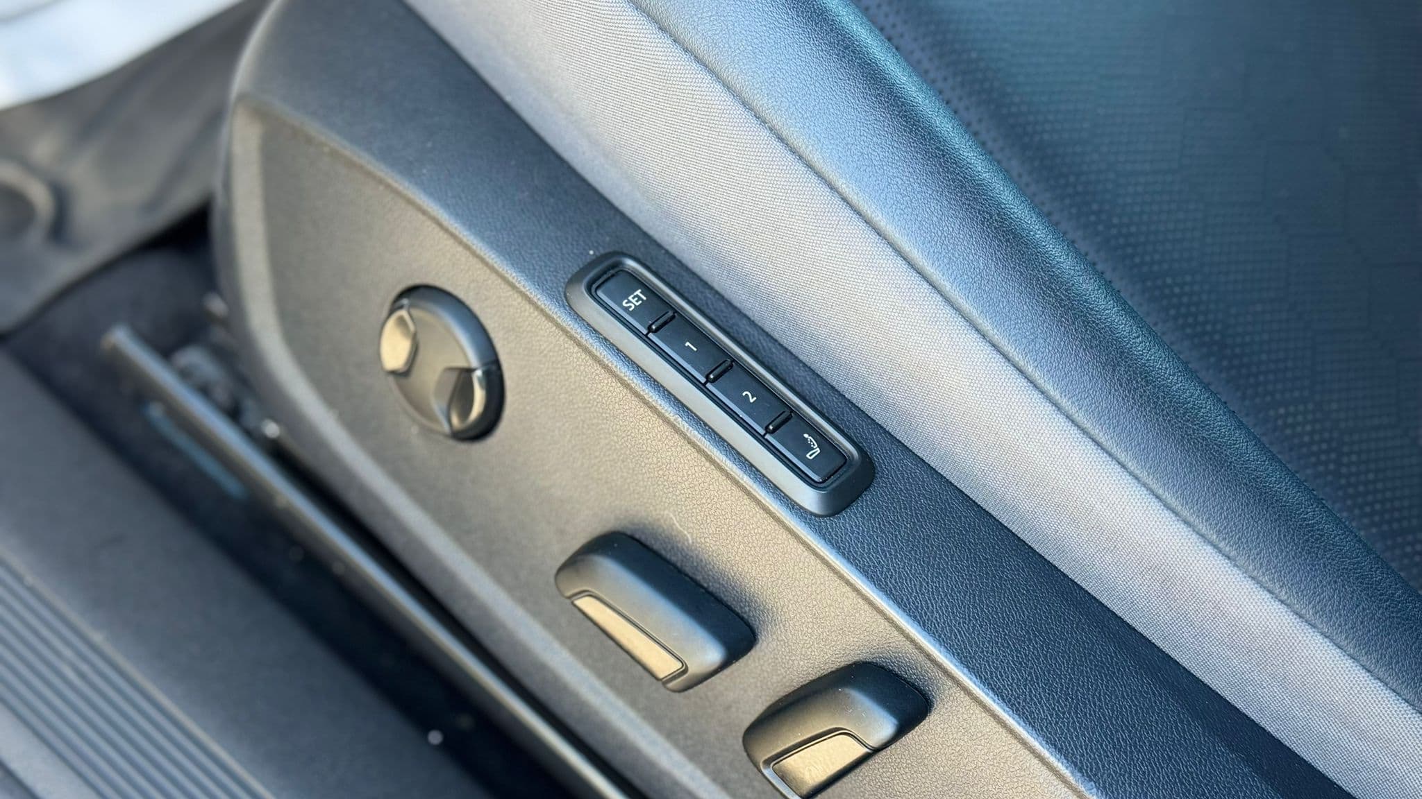 2023 Volkswagen ID.4 PRO S photo 24