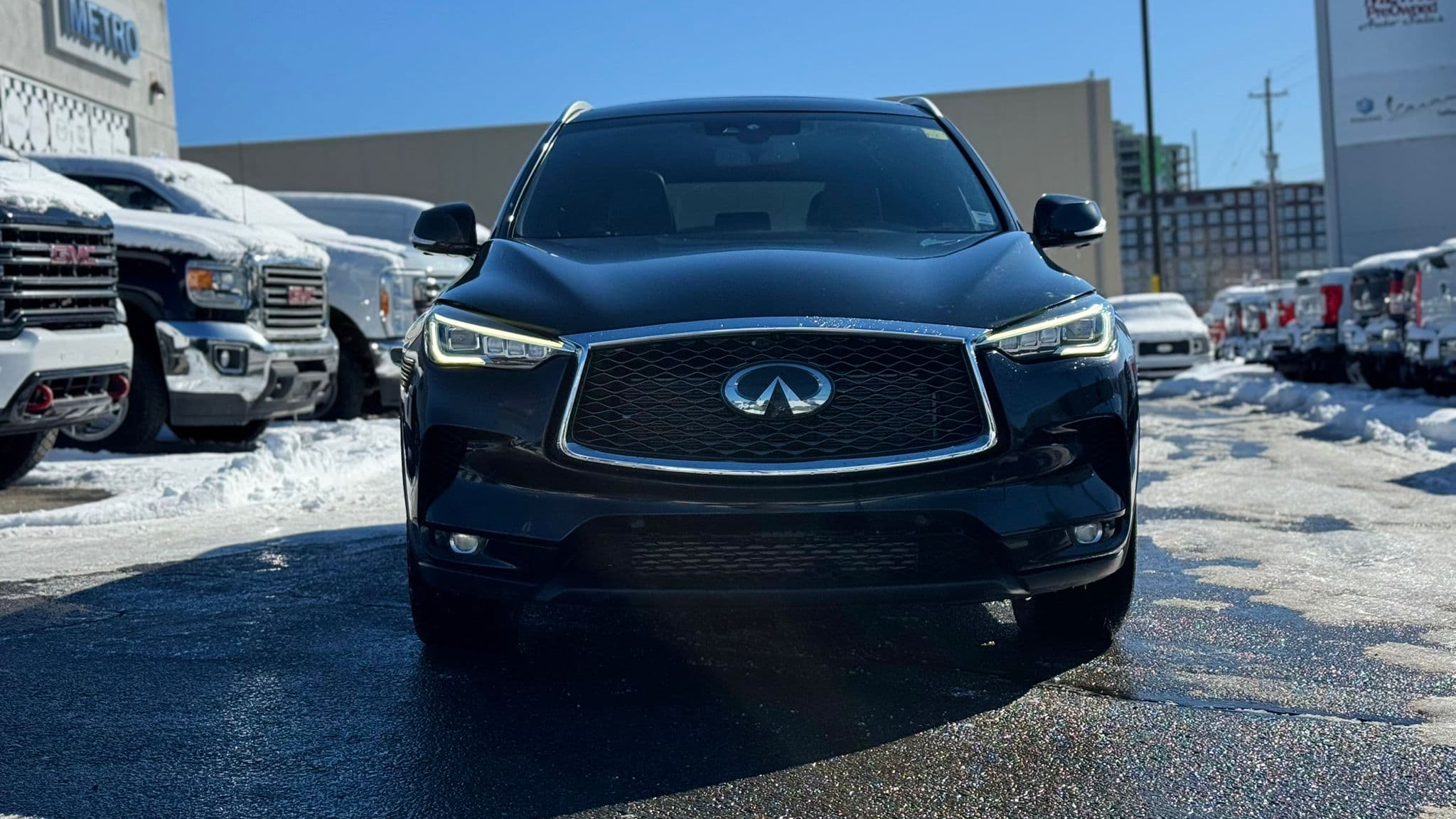 2019 Infiniti QX50 ESSENTIAL AWD photo 3