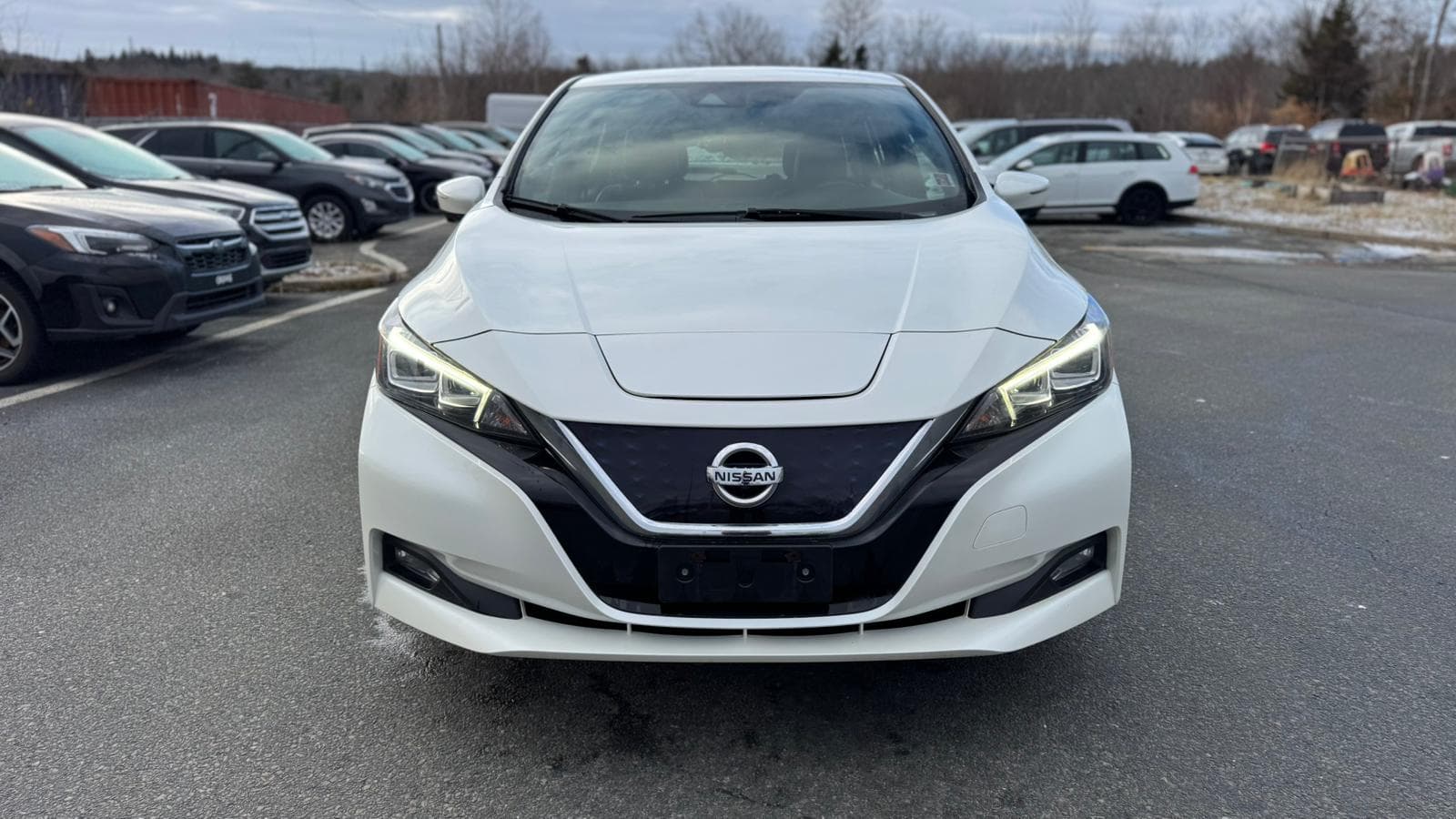 2018 Nissan LEAF S Hatchback photo 2
