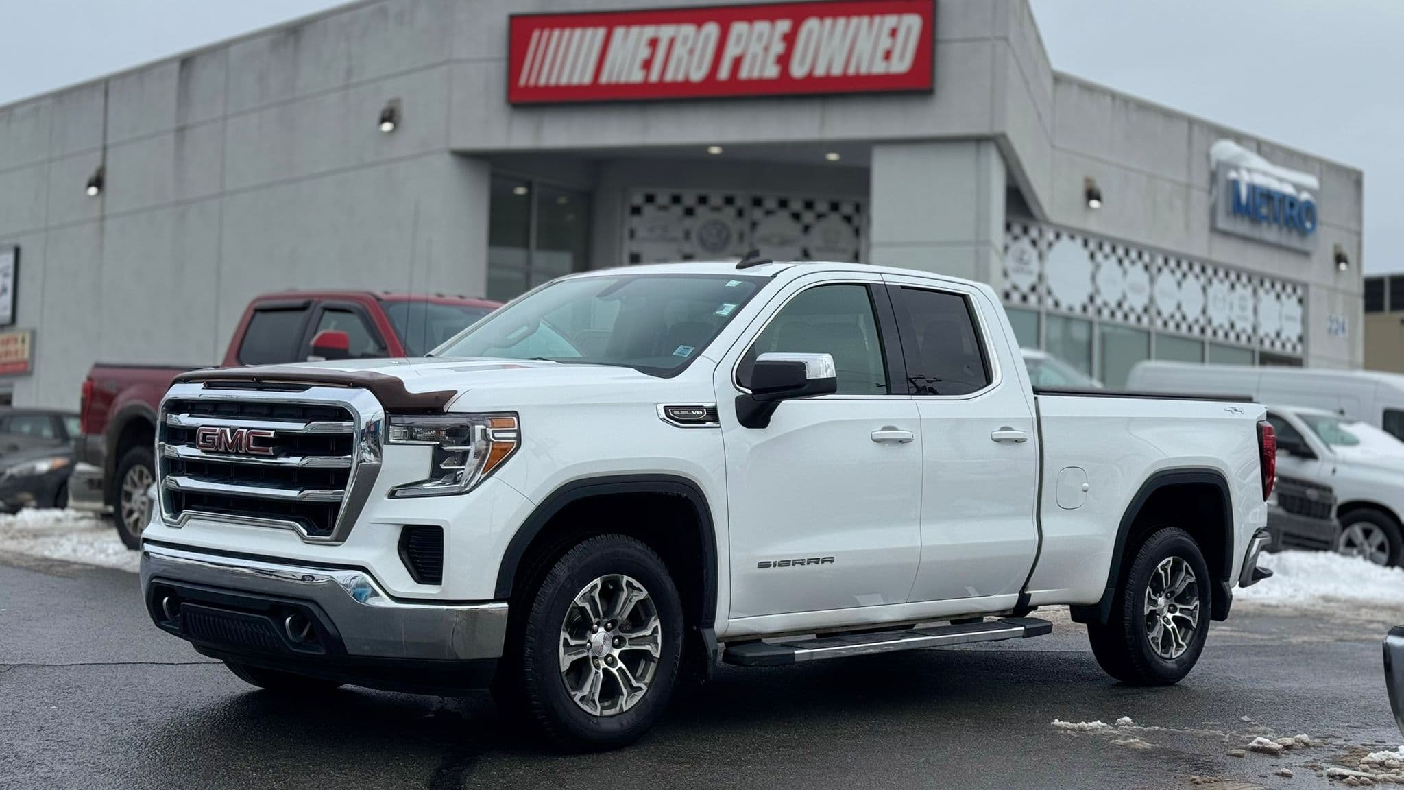 2019 GMC SIERRA 1500 SLE 4WD Double Cab 147" 5.3L V8