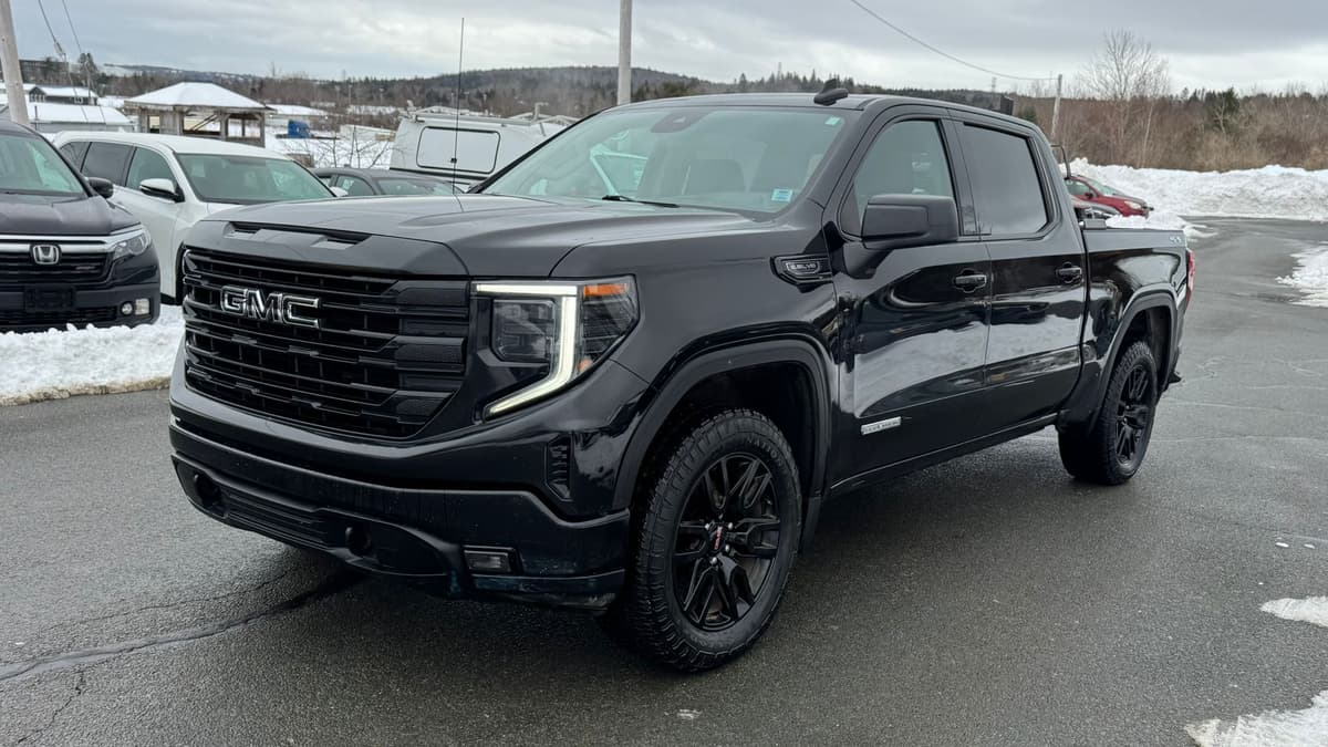 2022 GMC Sierra 1500 4WD Crew Cab 147" Elevation