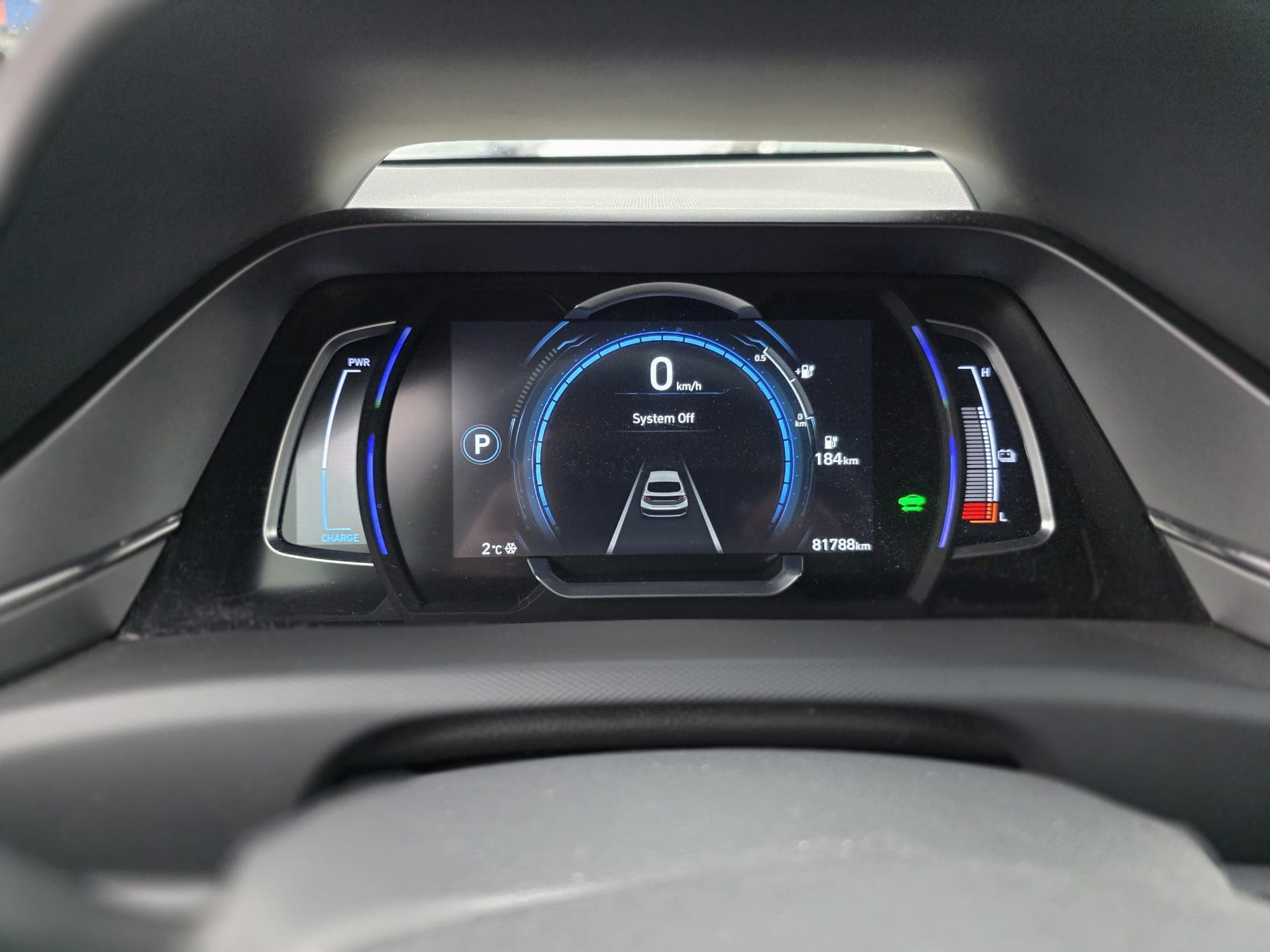 2020 Hyundai IONIQ ELECTRIC PREFERRED photo 13