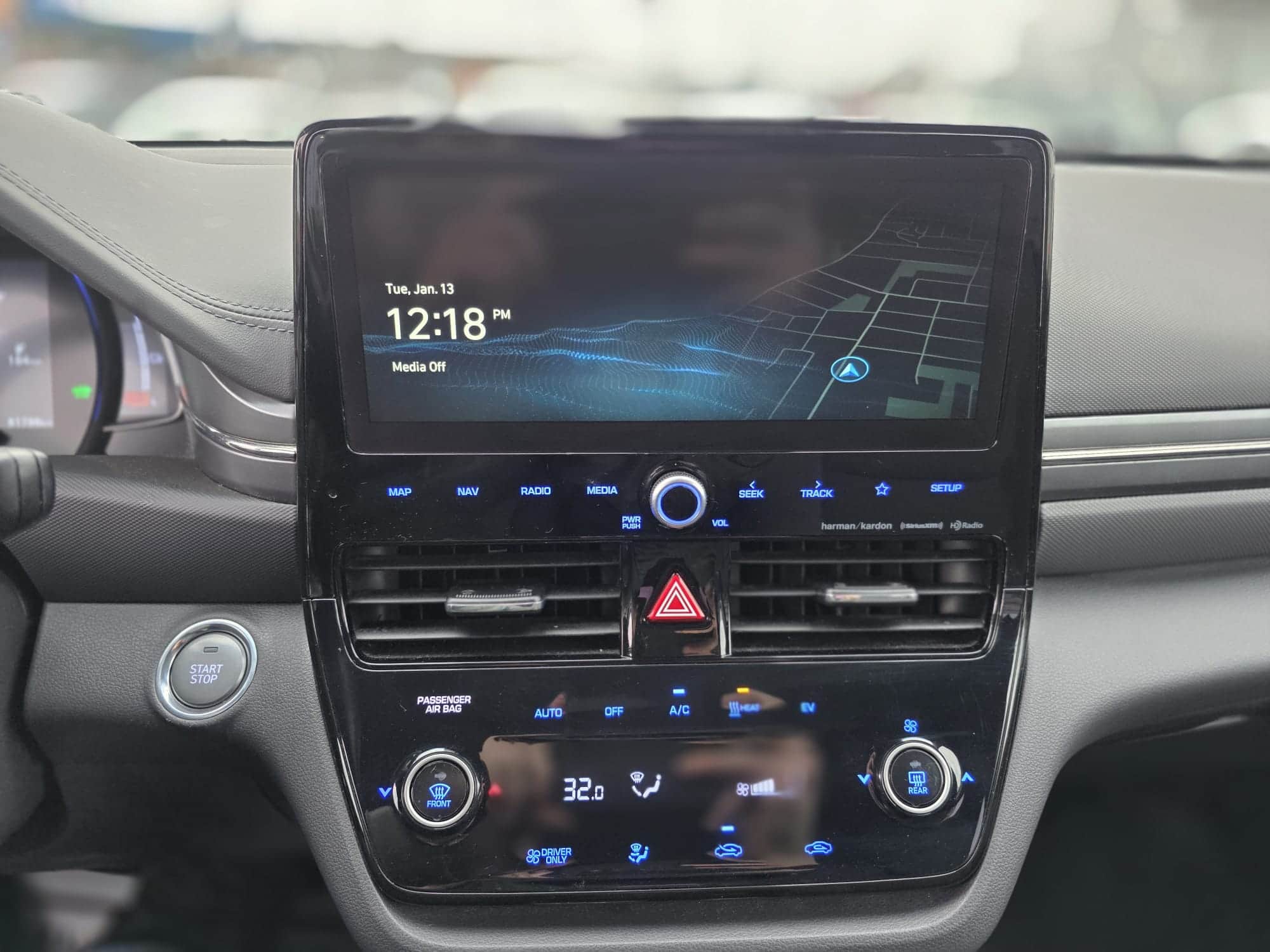 2020 Hyundai IONIQ ELECTRIC PREFERRED thumbnail 14