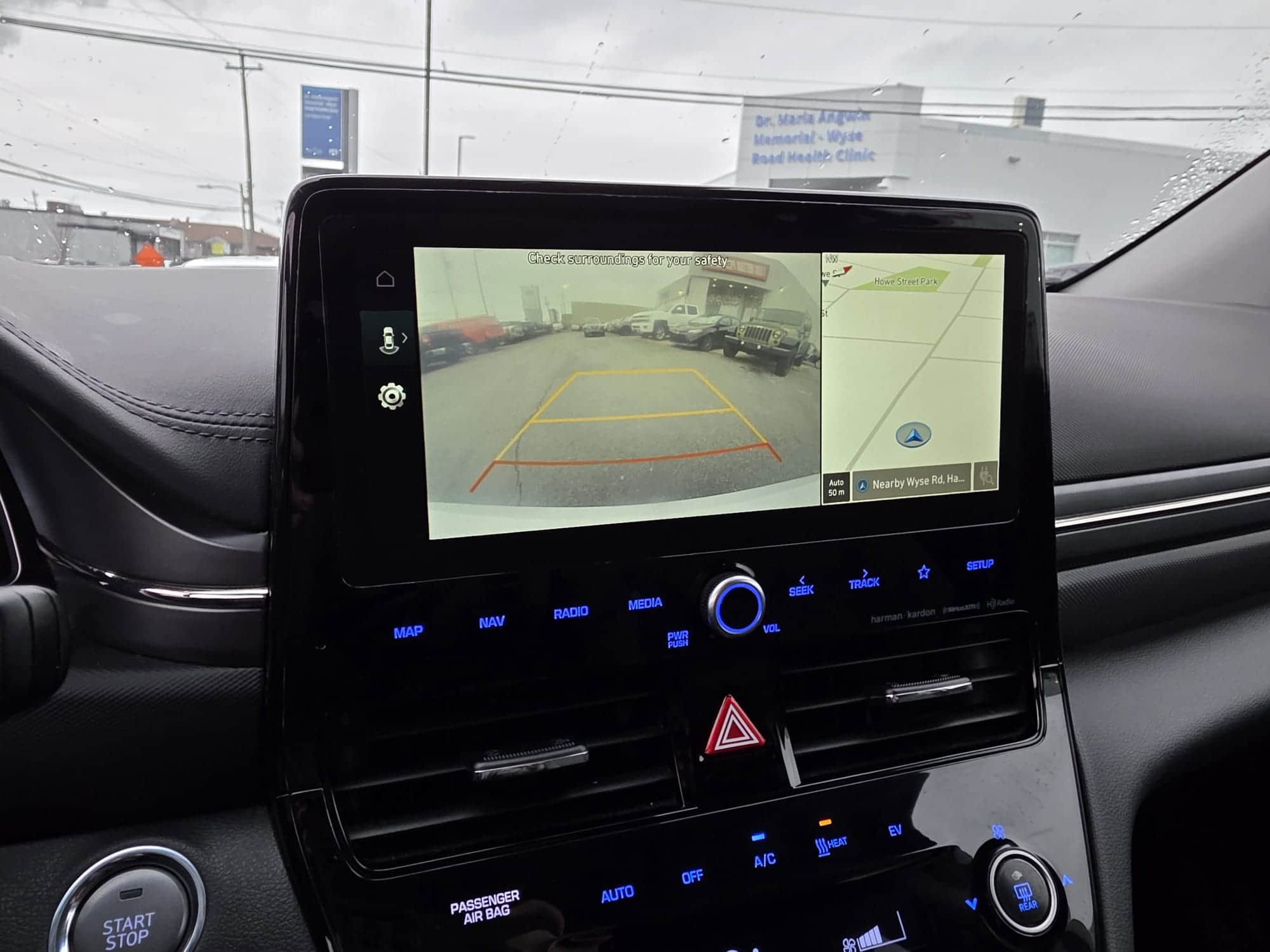 2020 Hyundai IONIQ ELECTRIC PREFERRED thumbnail 15