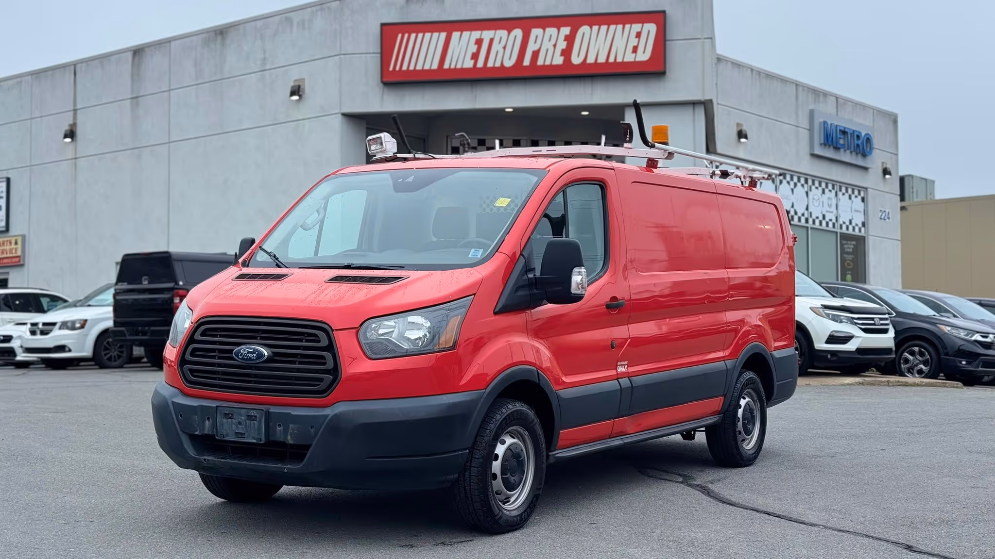 2016 Ford TRANSIT CARGO VAN T-250 130" Low Rf RWD