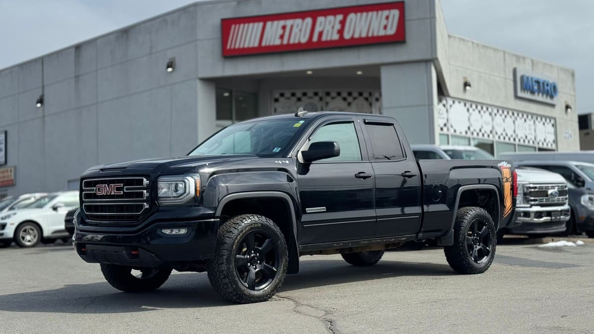 2017 GMC SIERRA 1500 5.3L V8 4WD Double Cab 143.5"