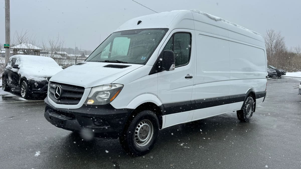 2016 Mercedes-Benz Sprinter Cargo Van RWD 2500