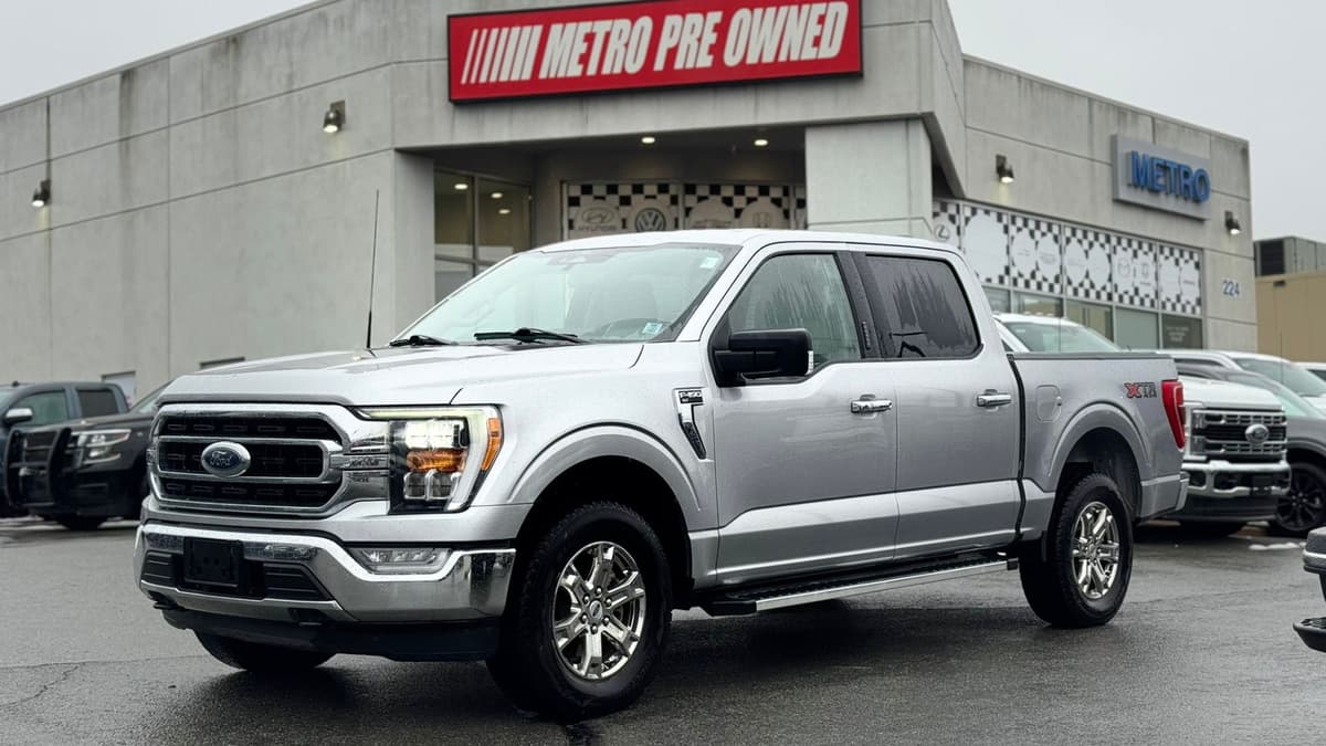 2022 Ford F-150 XLT 4WD SuperCrew 5.5' Box 3.3L V6