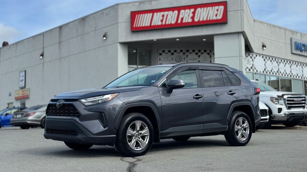 2023 Toyota RAV4 XLE AWD