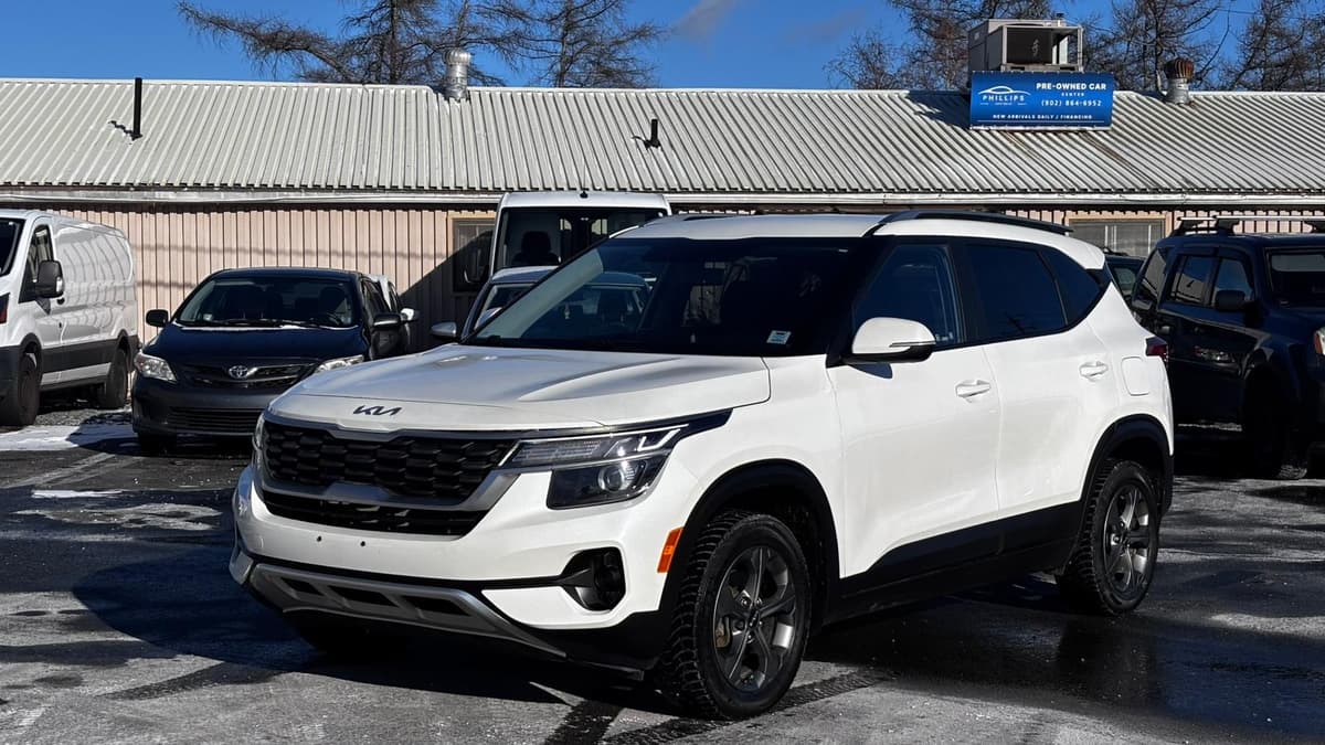 2023 KIA Seltos LX FWD