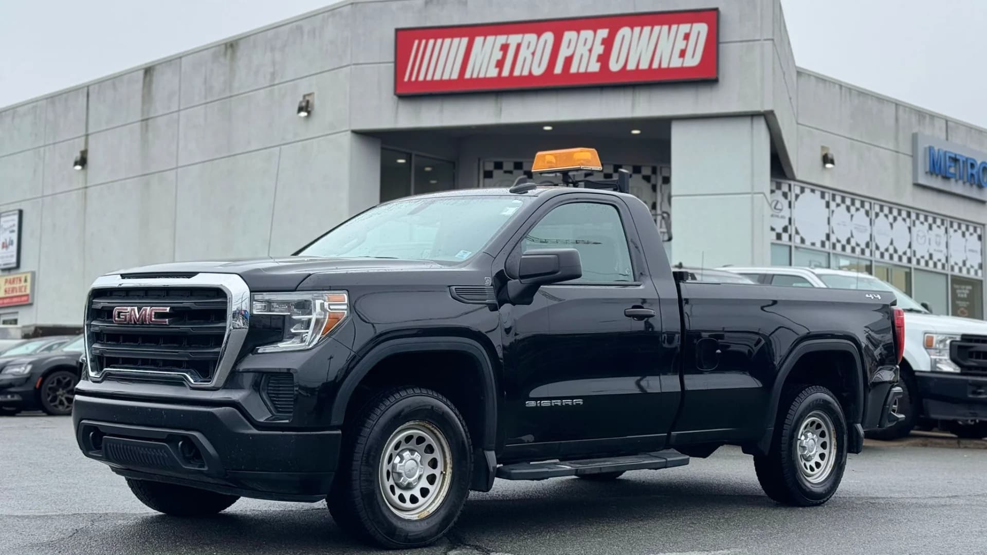 2019 GMC SIERRA 1500 4WD Reg Cab 140" 5.3L V8