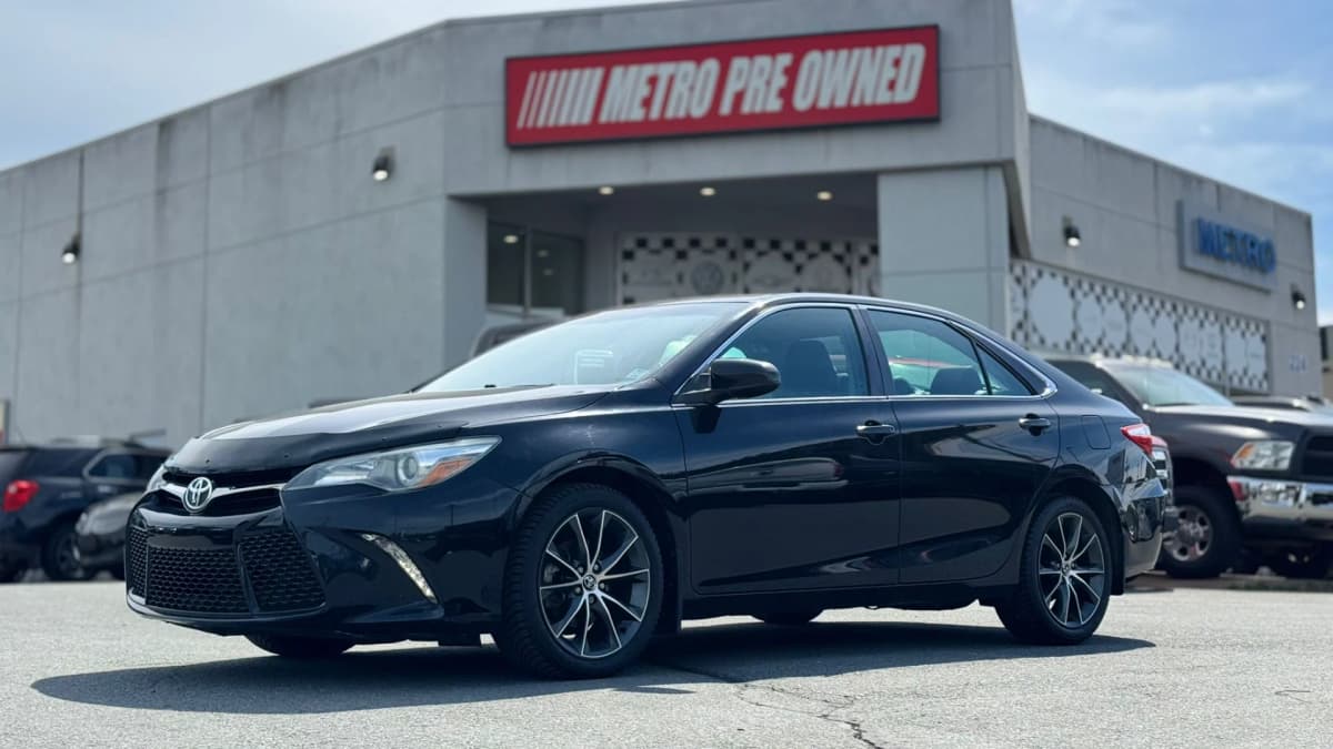 2015 Toyota CAMRY XSE